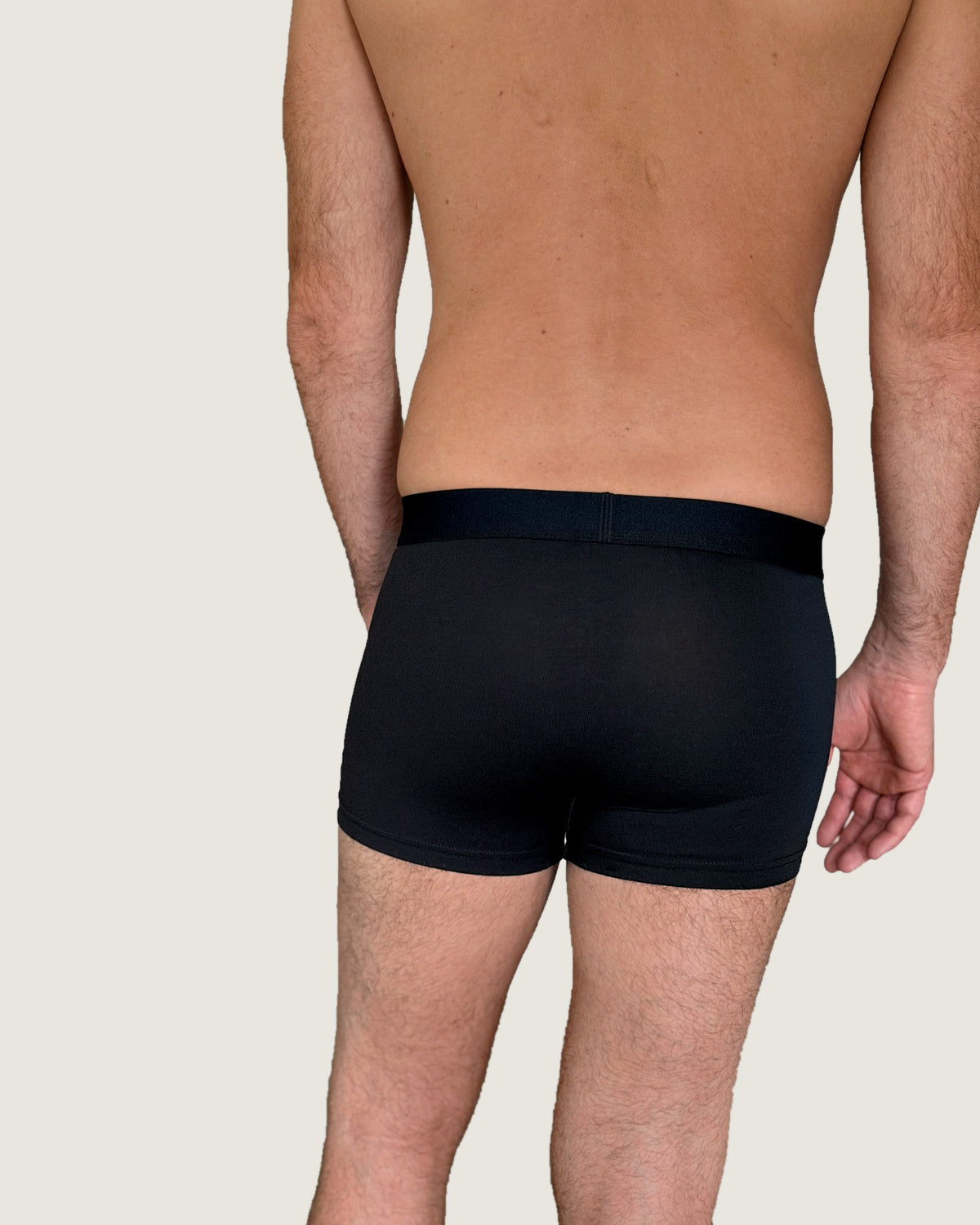 MØDR KONRAD Black